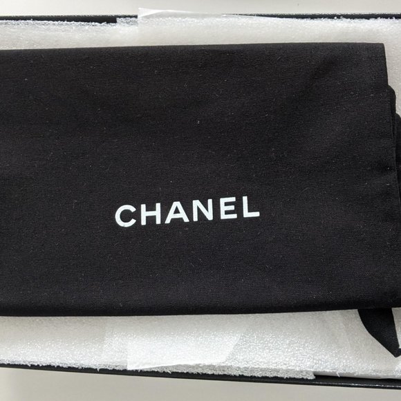 CHANEL Ballerinas in leather - Picture 3 of 12